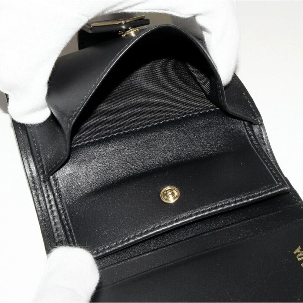 Prada Calf Leather Wallet - Picture 4 of 5